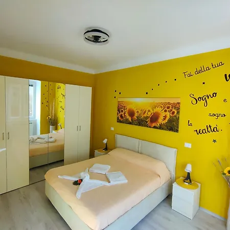 شقة Sunflower ترييستي